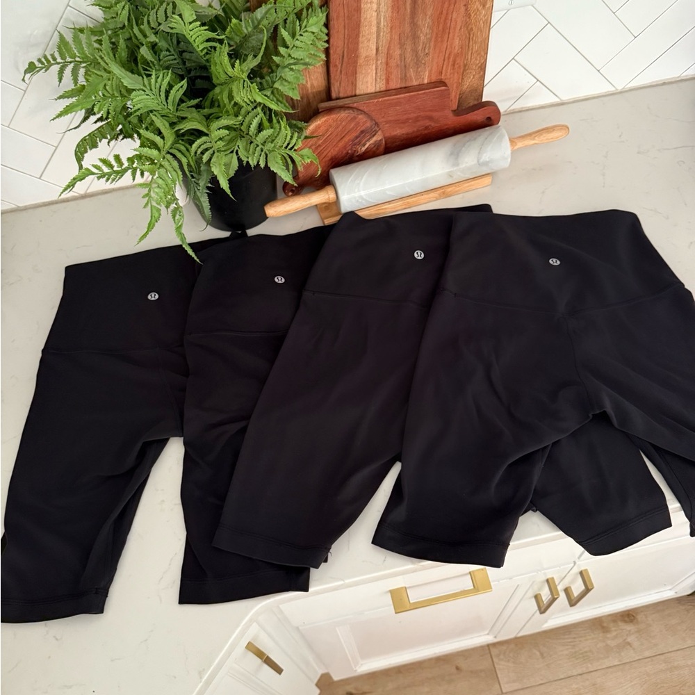 Lululemon Align Super High Rise 10 inch Shorts Black